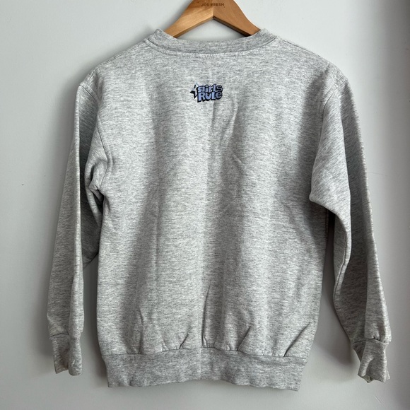 Vintage Northern Getaway Crewneck Sweater Figure Skating Graphic Girls Medium - Picture 2 of 7